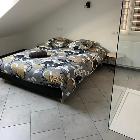 Location T4 Entre & Montagne Apartment